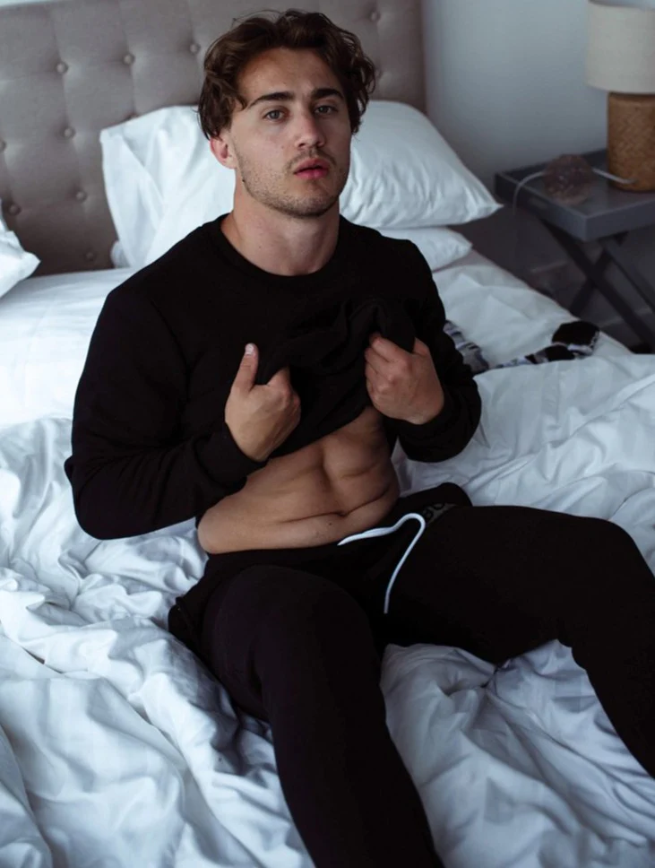 Slim Fit Crew Neck Jumper - Black - Image 3